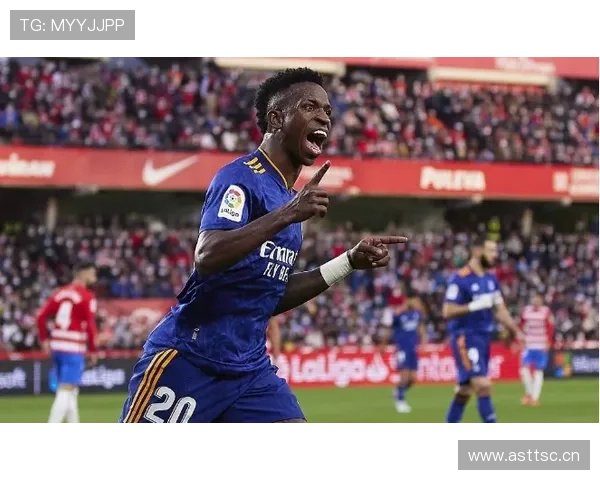 高位压迫与反击转换：维尼修斯的全面能力