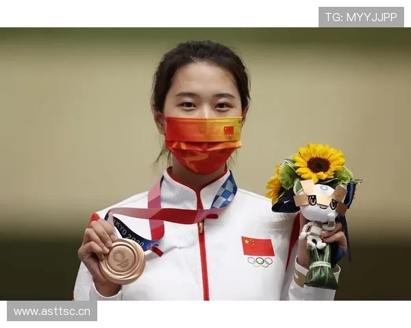 何冰娇拿下金牌那刻，头发还凌乱着，像刚下班的小白领一样憋着气你说服不服？